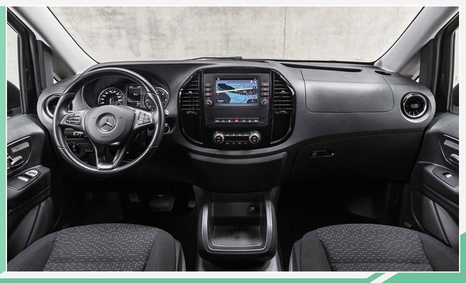 配置升级 纯电版续航达421km 奔驰新款威霆发布