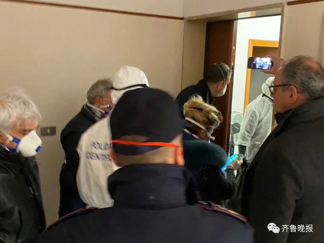 意大利华人在阳台晒腌制鸡翅 被人当成蝙蝠举报