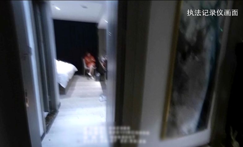 网络女主播直播轻生过程?!贵阳民警通过大数据紧急搜寻,让人吃惊的是……休闲区蓝鸢梦想 - Www.slyday.coM 网络女主播直播轻生过程?!贵阳民警通过大数据紧急搜寻,让人吃惊的是……休闲区蓝鸢梦想 - Www.slyday.coM