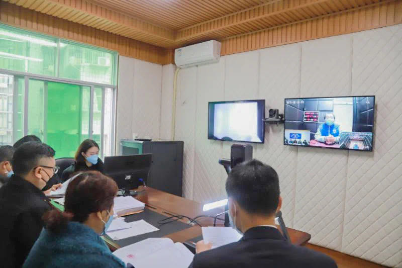 重庆男子虚构销售口罩骗11万用于网络赌博 获刑