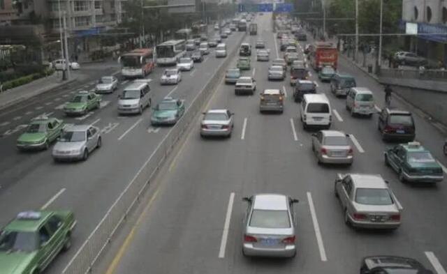 车市大幅下滑，购置税减免有望再次实施，没买车的有福了