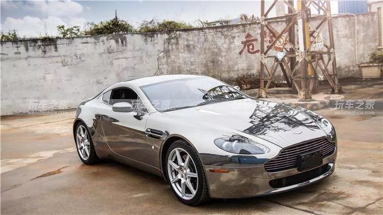 车身贴膜引来的一场闹剧!我也想低调!但实力不允许...