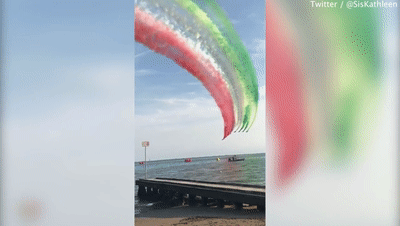 意大利空军上演《今夜无人入眠》 特朗普也点赞