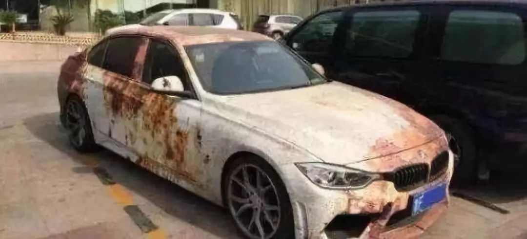 车身贴膜引来的一场闹剧!我也想低调!但实力不允许...