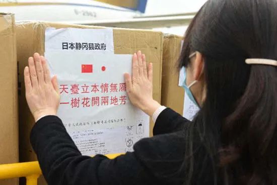 “中国病毒”论:特朗普为什么是错的