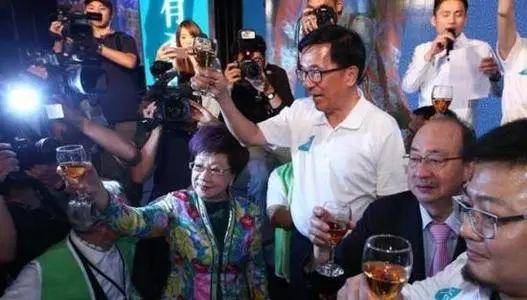 静悄悄提案 静悄悄通过一读……谁说陈水扁不懂得低调