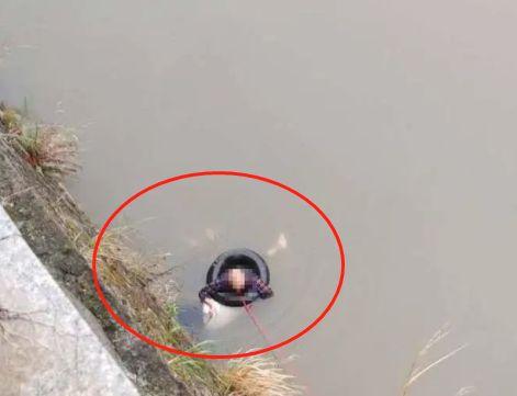 梅州一河中发现女尸.|女尸|浮尸_新浪新闻