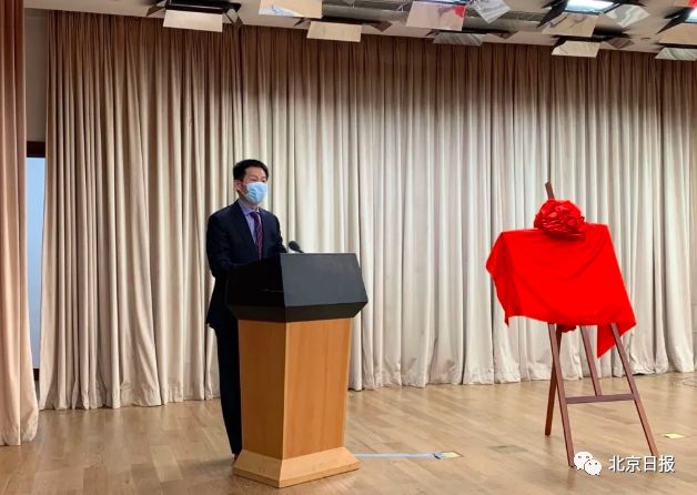 多地书记市长带头摘下口罩,传递一个强烈信号! 多地书记市长带头摘下口罩,传递一个强烈信号!