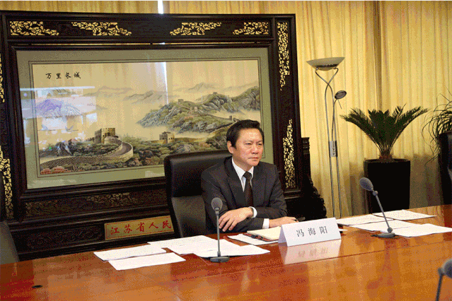 张文宏最新判断:明年春天疫情或还有小高峰