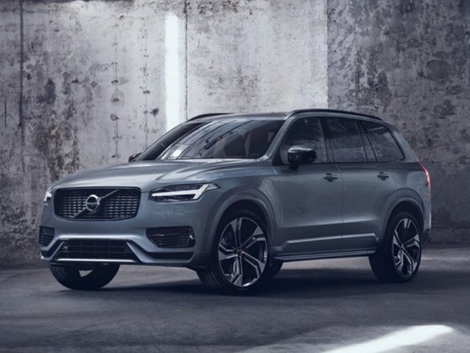 据海外媒体透露,全新一代沃尔沃xc90将于2022年正式推出,并仅保留汽油