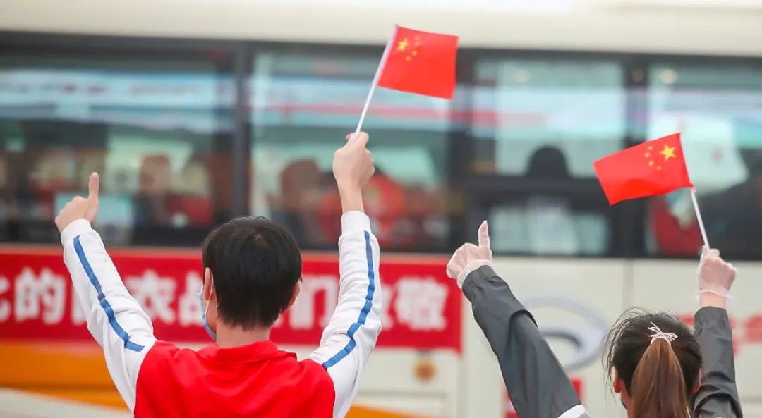 欢迎抗疫英雄回家!花生宝贝童帅亲子园学费全免!