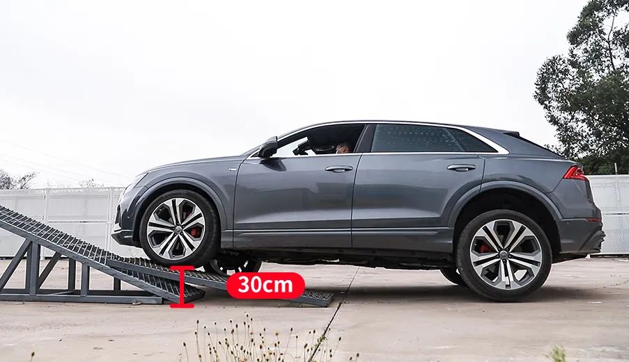 绝不膨胀!100万级别,论越野、拼科技,这台SUV少有对手!