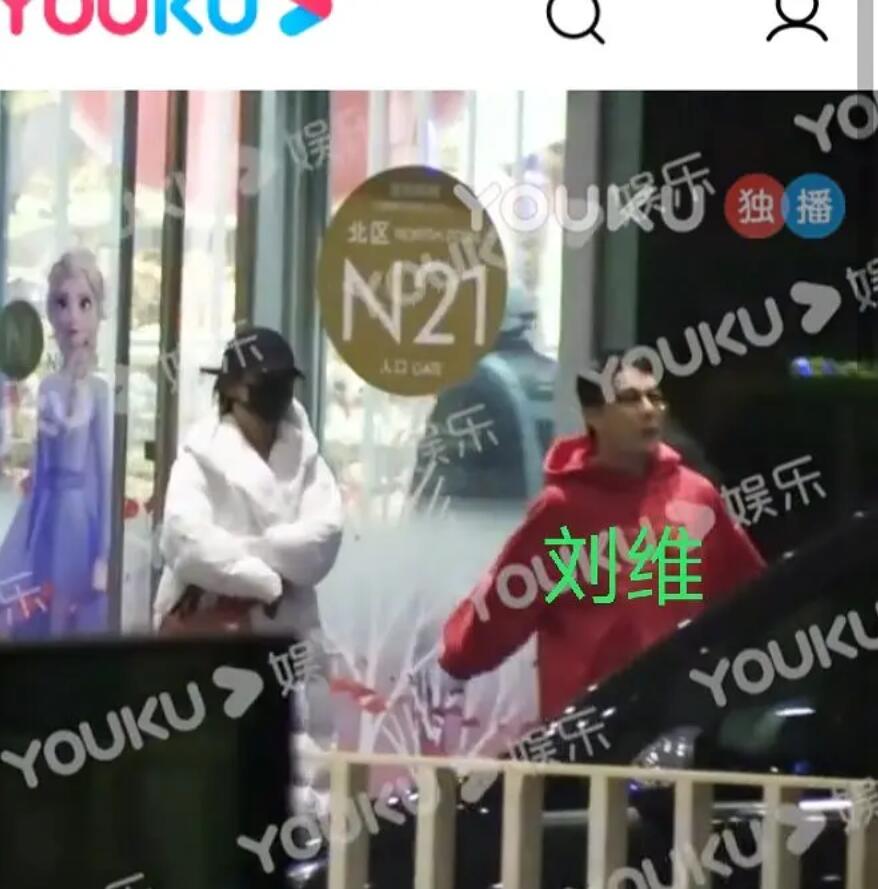 半个娱乐圈帮他打call专辑才卖一千张,也太惨了吧