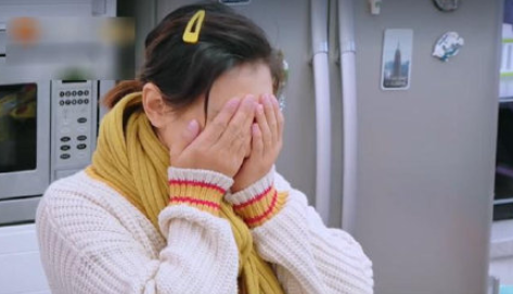 奥运冠军何雯娜,被恶婆婆逼哭了?
