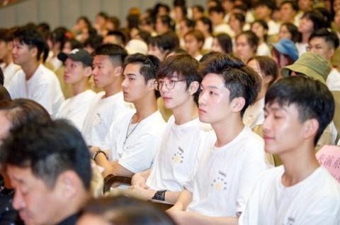 上戏迎来“艺考新规”:文化课成为重中之重,网课已经全面推行