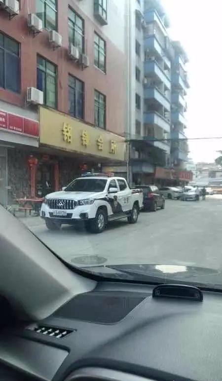沐足店37号小姐姐神似迪丽x巴,硬生生被网民给“宣传”关门了