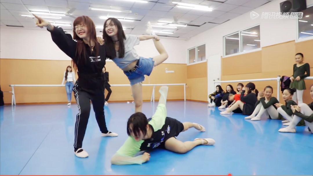 甜系女星的娱乐圈生存之道