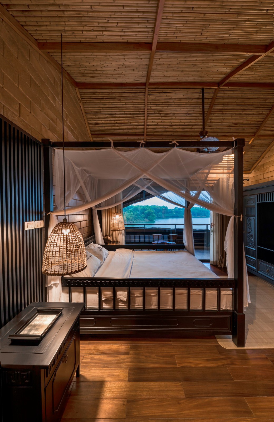 洪先生家宅 / 1+1>2 Architects