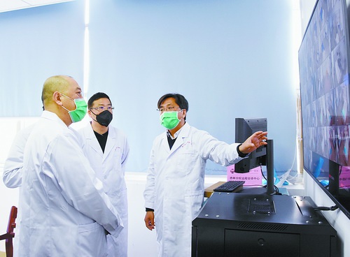【战疫英雄谱】在最危险的战场 谱写“一院人”最动人的华章