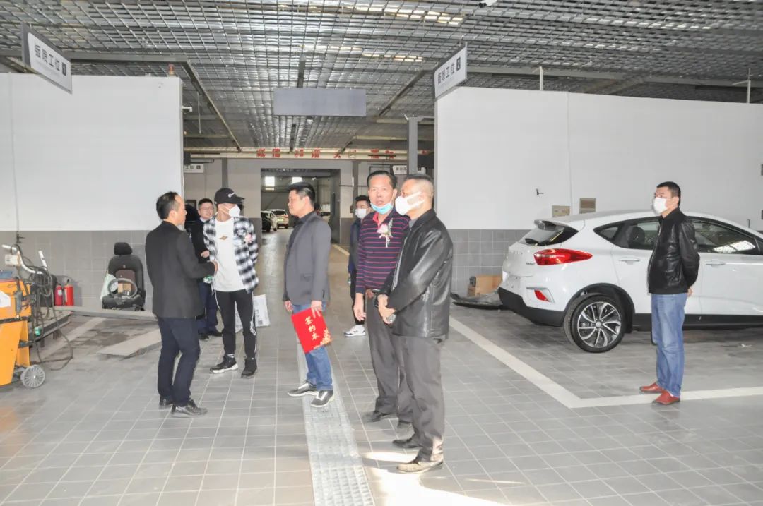 吉利新能源与福州市出租车行业签订战略合作协议(图6) 吉利新能源与福州市出租车行业签订战略合作协议