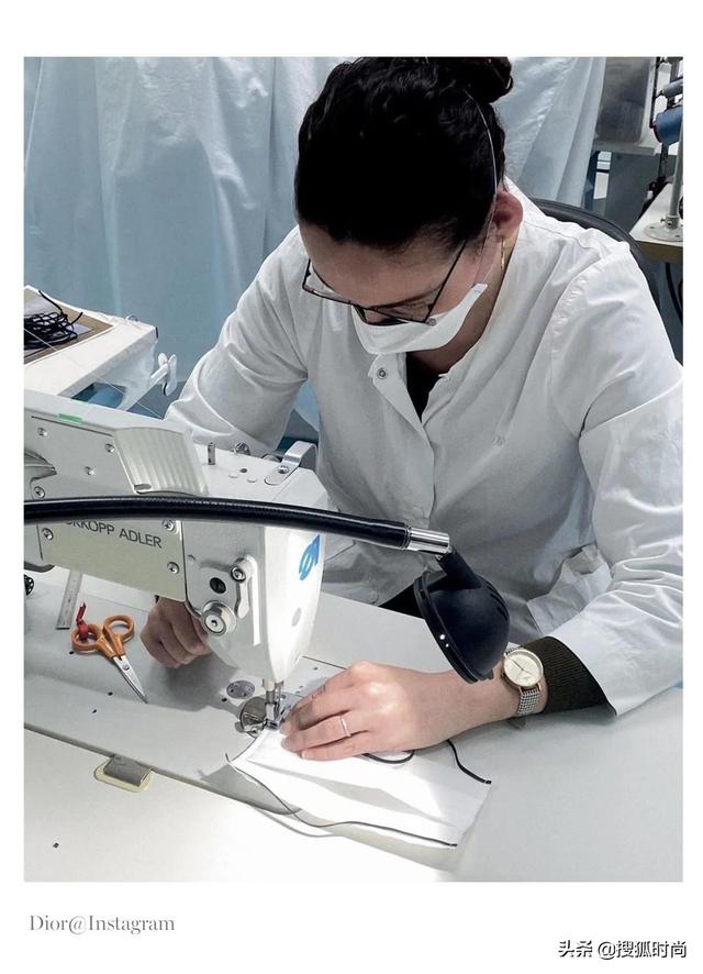 宝格丽转产消毒洗手液背后:一个月研制配方,用现存产品瓶身灌装