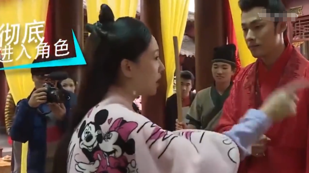 她手上的戒指惹人深思,被传许久的隐婚生子只差官宣?