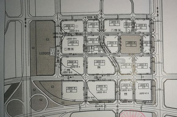 18宗地均位于青岛蓝谷滨河南一路以南,滨河南路以东,莱青路以西,鹤