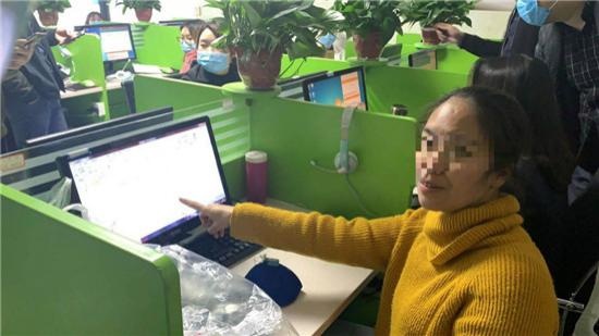 警方“截胡”骗子近一亿元收入:你手机积分兑换的可能不是礼品,而是陷阱!