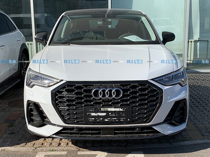下月底上市！奥迪Q3轿跑SUV，不到30万，享受Q8百万的造型