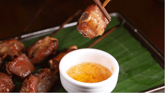 劲爆!魔都美食编辑的私密照流出!