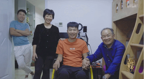 夜思 | 国产9.1高分纪录片: 送给为了美好生活而努力的你!