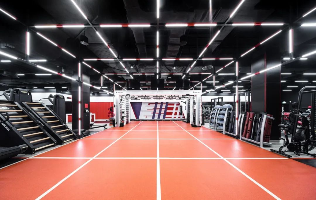“炫腹不炫富”,5000m²健身中心,遇见更好的自己