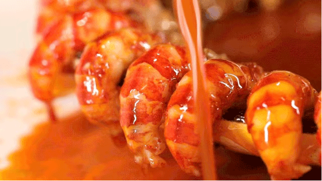 劲爆!魔都美食编辑的私密照流出!