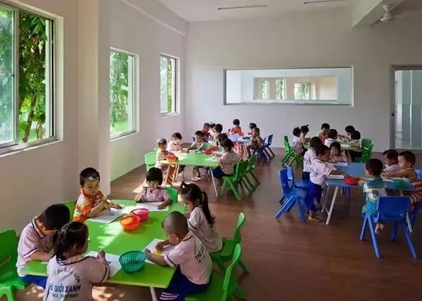 看到国外的幼儿园,才明白我们的教育中缺什么
