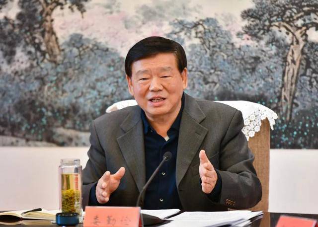 为夺取双胜利提供坚强保证,江苏省委书记对县(市、区)委书记提出新要求