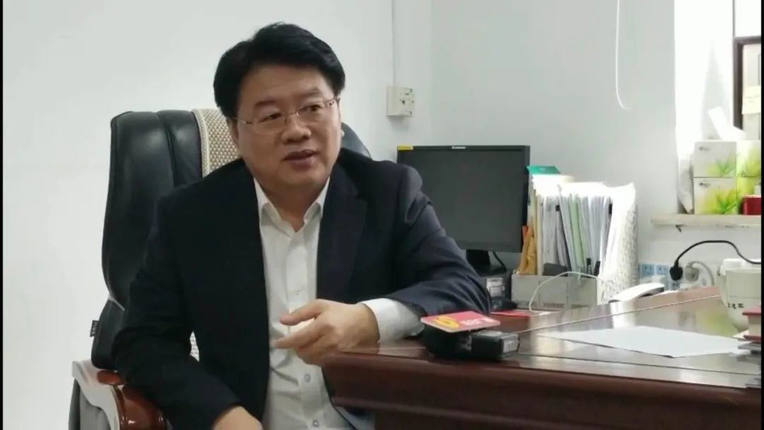 【关注】厅长直播来卖纱,牛!2小时达成初步意向2000吨