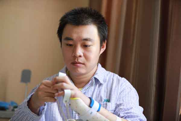 4月4日，陶勇在北京积水潭医院的病房接受了采访。4月13日，陶勇出院。