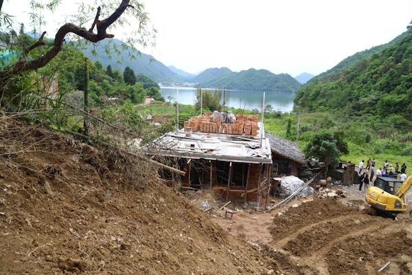 八百年前的南宋“衣橱”:赵伯澐墓出土服饰的应急保护(上)