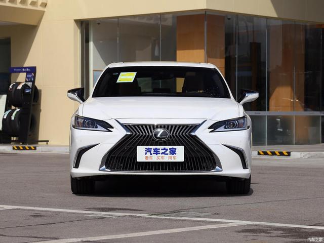 40万左右,雷克萨斯ES、大众途昂、奥迪A6L如何选择