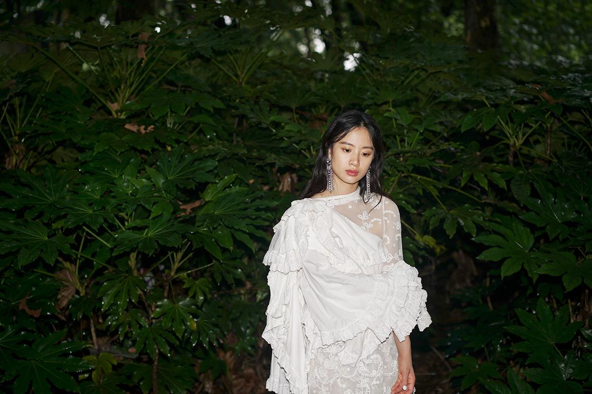 周冬雨在线问，我性感不性感