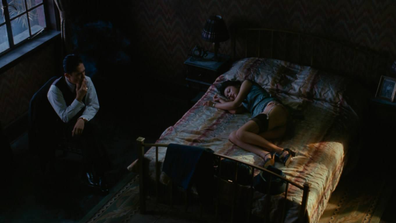 周冬雨在线问，我性感不性感