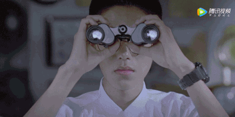 周冬雨在线问，我性感不性感