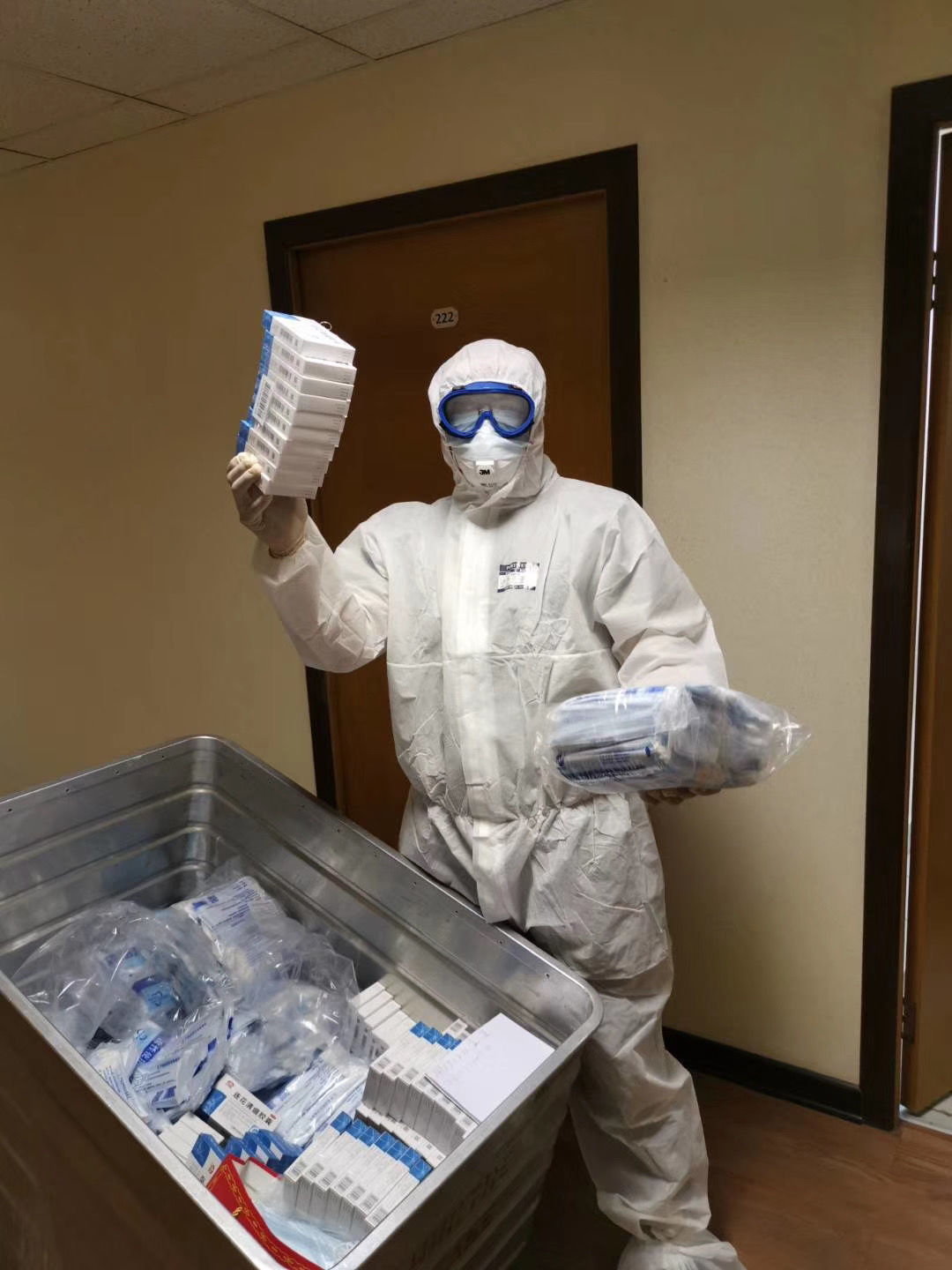 中国在俄商人：不想给祖国添麻烦 但实在没办法