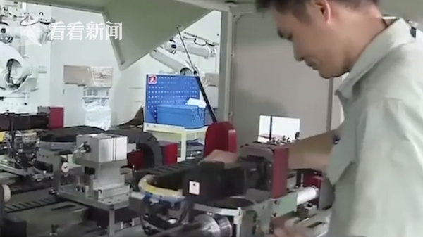 因疫情亏300多亿 董明珠:技术人员每人1套房不变