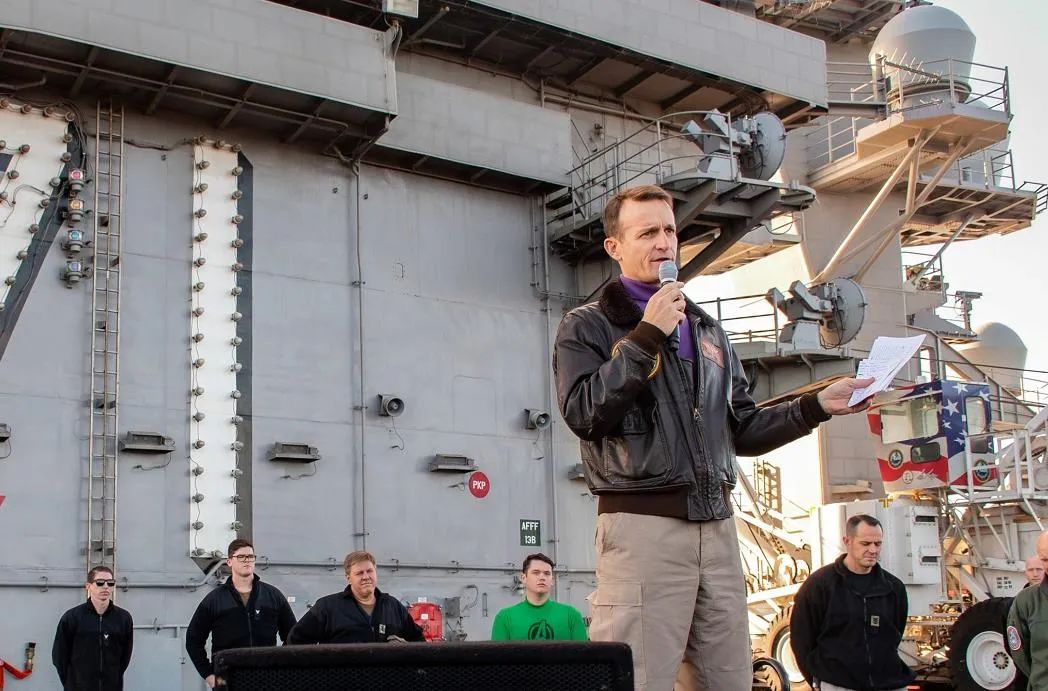 美军“罗斯福”号疫情大戏 将迎来“反转式剧终