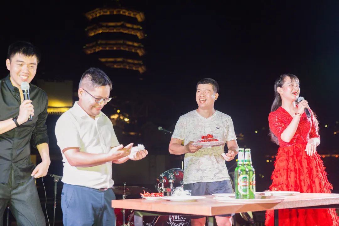 这个五一嗨翻天!长沙网红打卡圣地-新华联铜官窑古镇!即将刷爆你的朋友圈