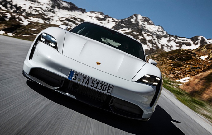 特斯拉车主突然转粉!就是因为这台200万的电动轿跑?