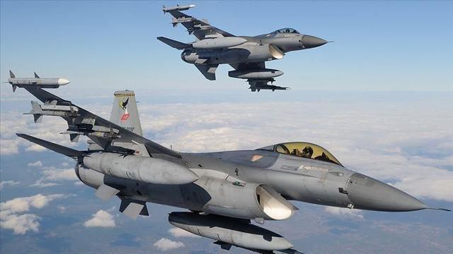 土航校遭空袭,20多名士兵当场死亡,卷入中东混战土军代价沉重