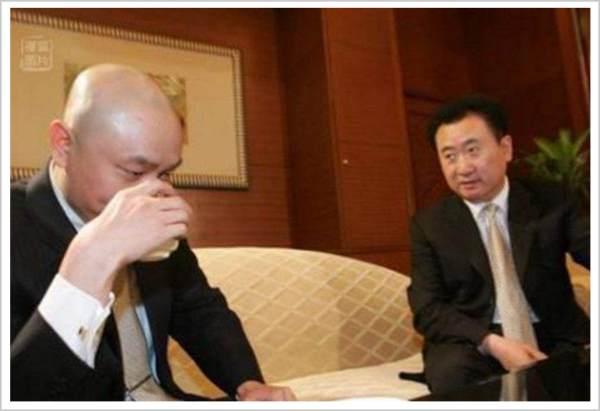 国美老总传奇_汤姆哈迪传奇图片