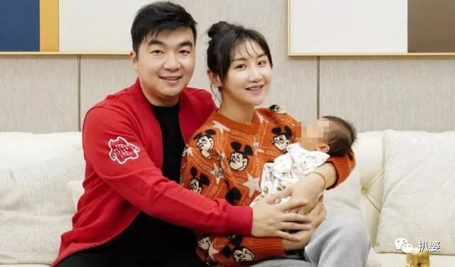 奔着秀恩爱来的,结果她的婚姻却被吐槽让人窒息了